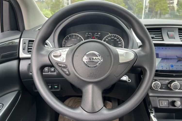 Used Nissan Sylphy 2022 Classic 1.6XL CVT Luxury Edition Steering Wheel