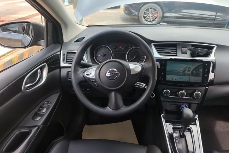 Used Nissan Sylphy 2022 Revised Version Classic 1.6XL CVT Luxury Edition Steering Wheel