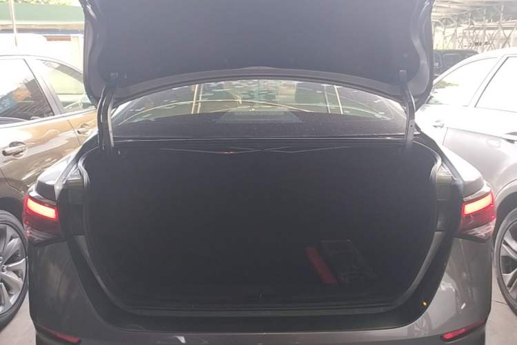Used Nissan Sylphy 2022 1.6L XL CVT Enjoyment Edition Trunk
