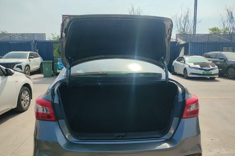 Used Nissan Sylphy 2022 Classic 1.6XL CVT Luxury Edition Trunk