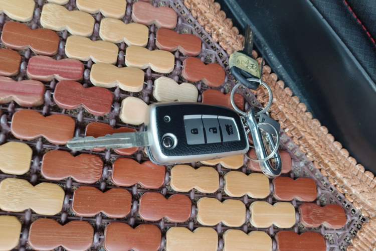 Used Nissan Sylphy 2022 Classic 1.6XE CVT Comfort Edition Vehicle Key