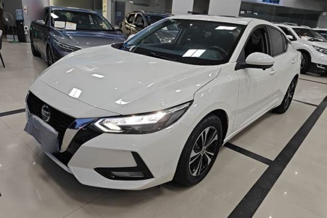 Ojetý Nissan Sylphy 2022 1.6L XL CVT Enjoyment Edition