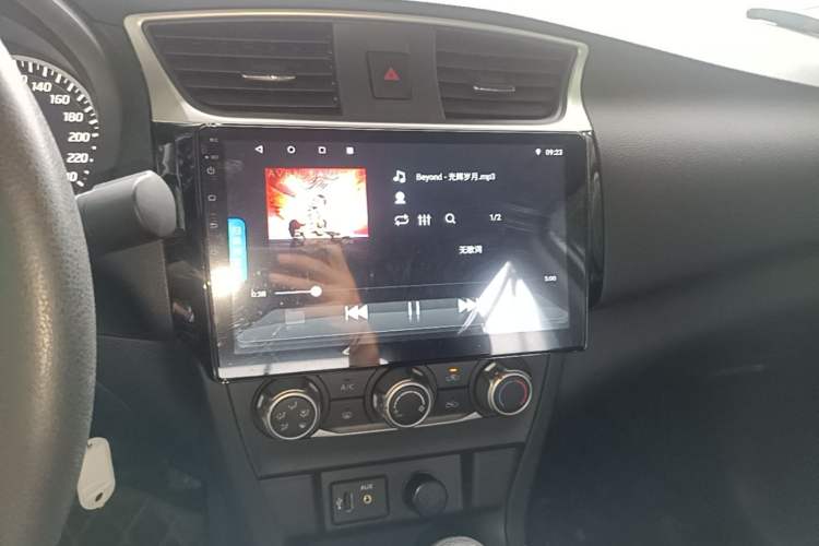 Used Nissan Sylphy 2022 Classic 1.6XE CVT Comfort Edition Audio And AC Panel