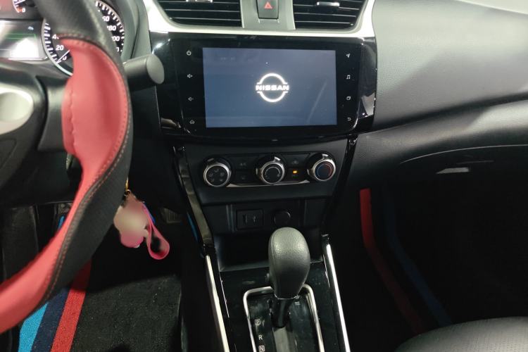 Used Nissan Sylphy 2022 Classic 1.6XL CVT Luxury Edition Audio And AC Panel