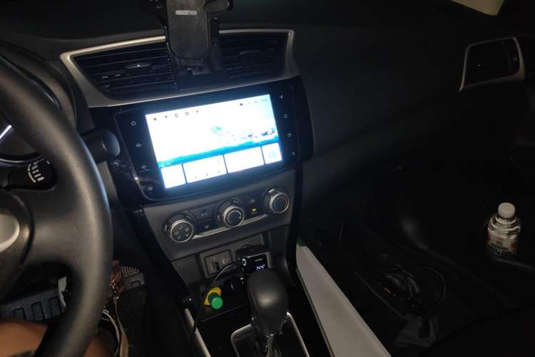 Used Nissan Sylphy 2022 Classic 1.6XL CVT Luxury Edition Audio And AC Panel