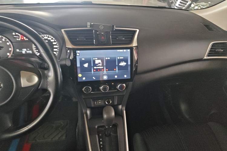 Used Nissan Sylphy 2022 Classic 1.6XE CVT Comfort Edition Audio And AC Panel