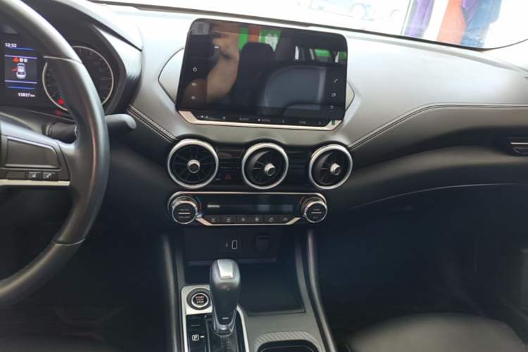 Used Nissan Sylphy 2022 1.6L XL CVT Enjoyment Edition Audio And AC Panel