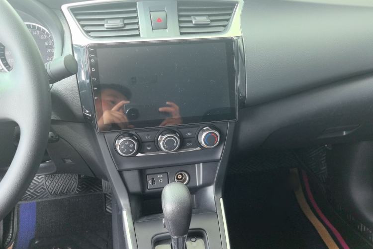 Used Nissan Sylphy 2022 Classic 1.6XE CVT Comfort Edition Audio And AC Panel