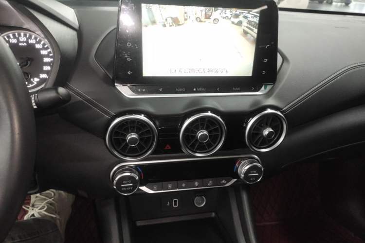 Used Nissan Sylphy 2022 1.6L XL CVT Enjoyment Edition Audio And AC Panel