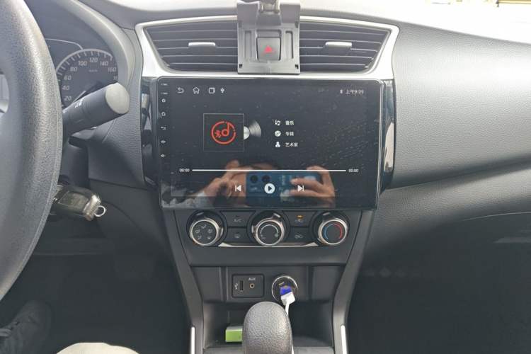 Used Nissan Sylphy 2022 Classic 1.6XE CVT Comfort Edition Audio And AC Panel