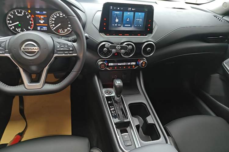 Used Nissan Sylphy 2022 1.6L XL CVT Enjoyment Edition Audio And AC Panel