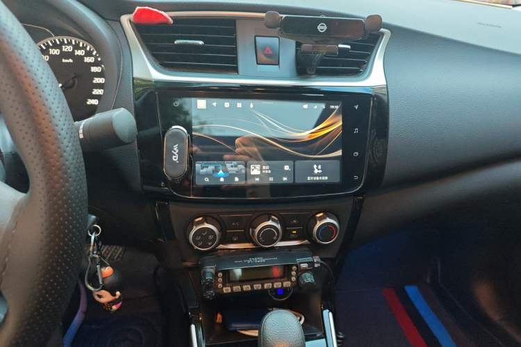 Used Nissan Sylphy 2022 Revised Version Classic 1.6XL CVT Luxury Edition Audio And AC Panel