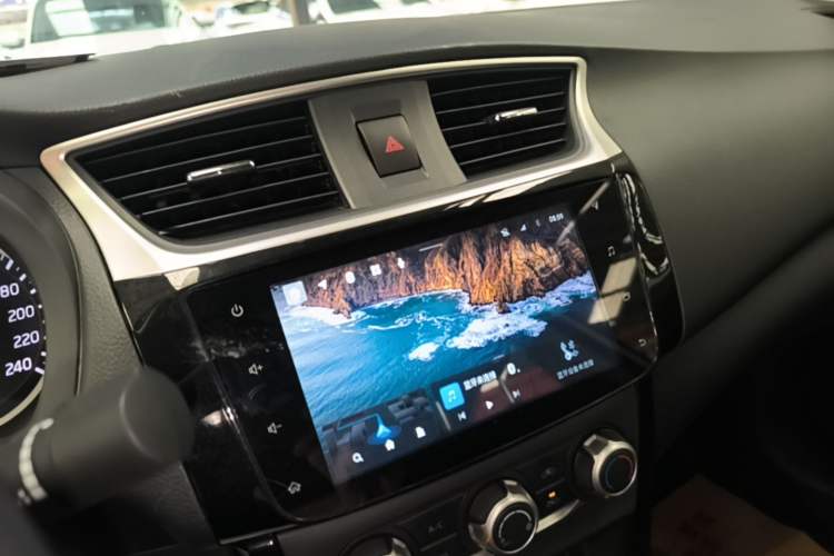 Used Nissan Sylphy 2022 Classic 1.6XL CVT Luxury Edition Audio And AC Panel