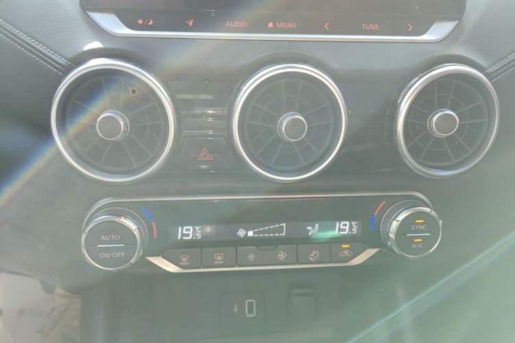 Used Nissan Sylphy 2022 1.6L XL CVT Enjoyment Edition Audio And AC Panel