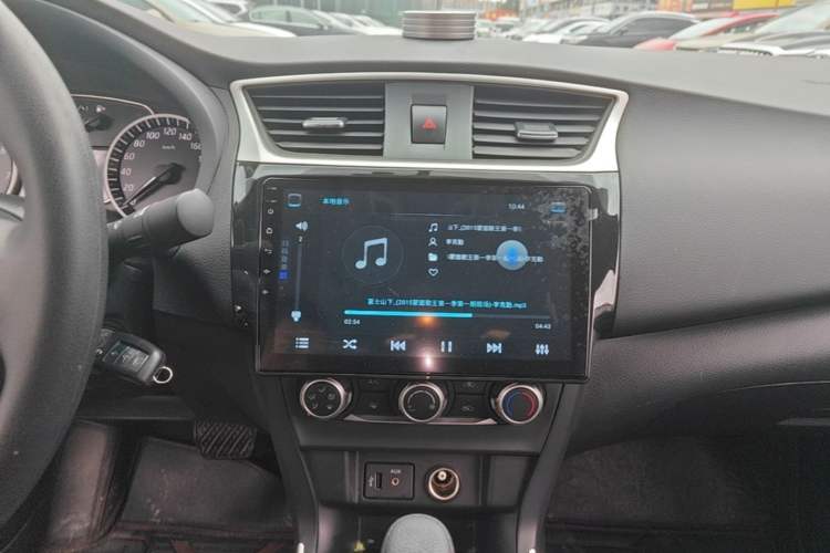 Used Nissan Sylphy 2022 Classic 1.6XE CVT Comfort Edition Audio And AC Panel