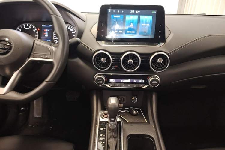 Used Nissan Sylphy 2022 1.6L XL CVT Enjoyment Edition Audio And AC Panel