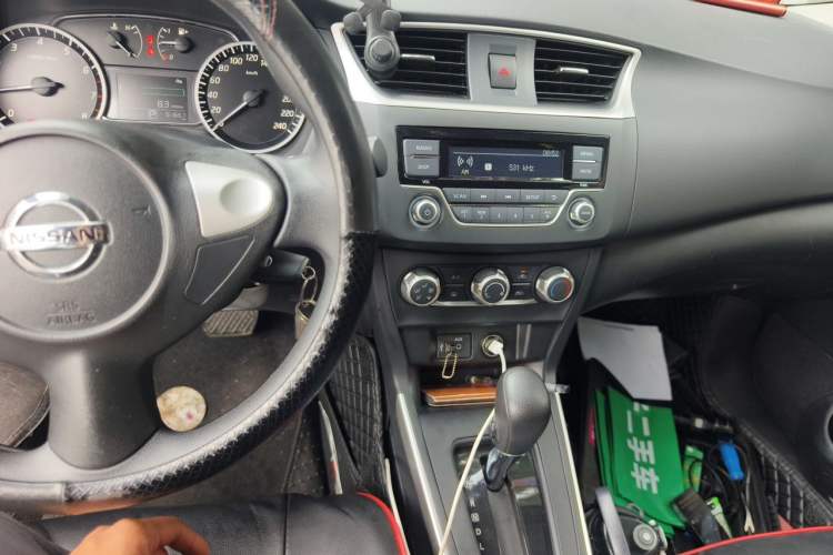 Used Nissan Sylphy 2022 Classic 1.6XE CVT Comfort Edition Audio And AC Panel