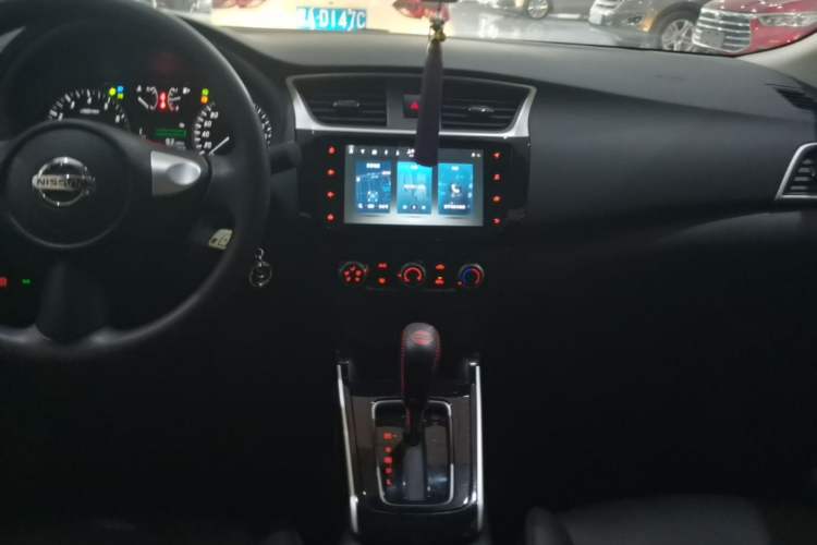 Used Nissan Sylphy 2022 Classic 1.6XL CVT Luxury Edition Audio And AC Panel