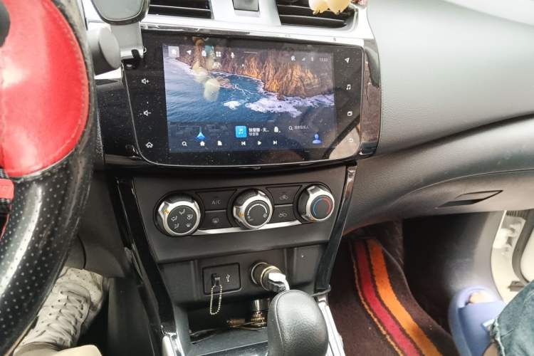 Used Nissan Sylphy 2022 Classic 1.6XL CVT Luxury Edition Audio And AC Panel