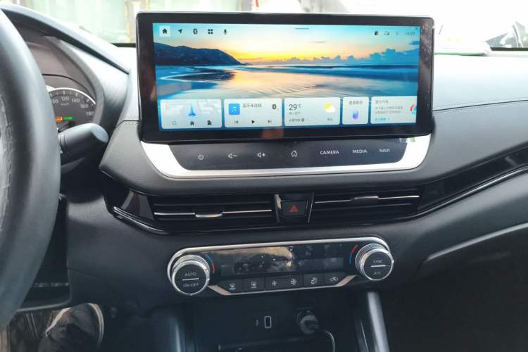 Used Nissan Sylphy 2022 e-POWER MAX with Advanced Electric Drive Autopilot Audio And AC Panel