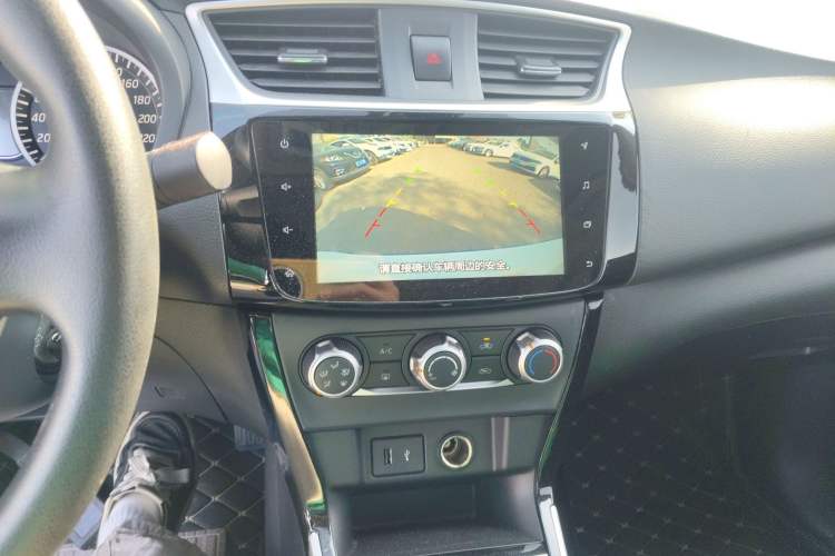 Used Nissan Sylphy 2022 Classic 1.6XL CVT Luxury Edition Audio And AC Panel