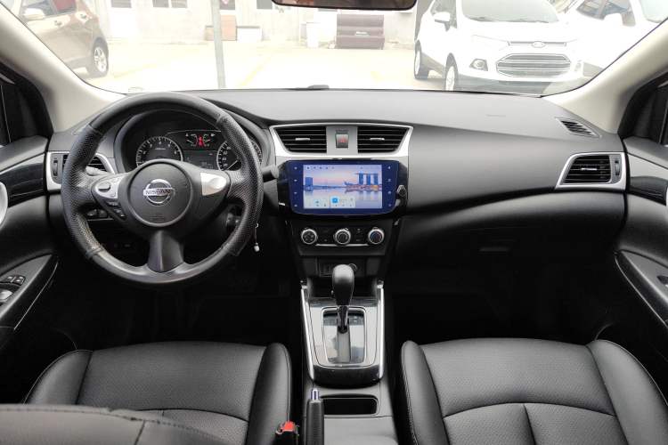 Used Nissan Sylphy 2022 Classic 1.6XL CVT Luxury Edition Center Console