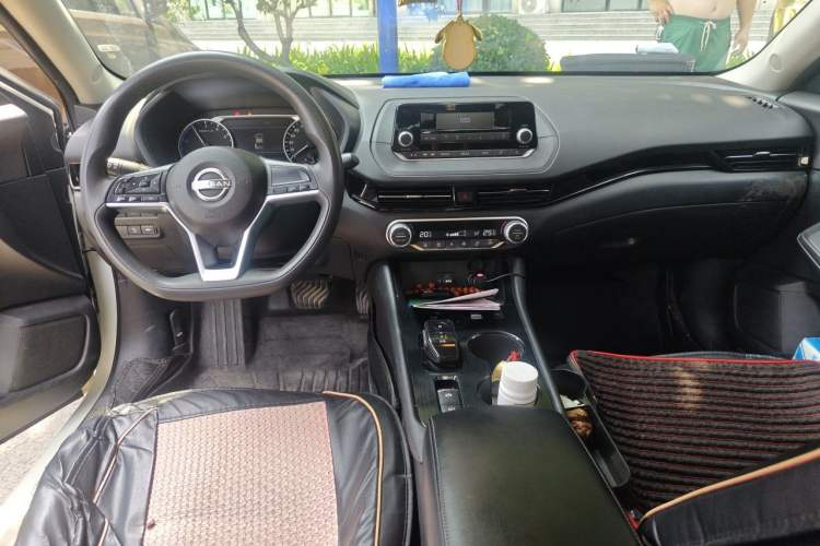 Used Nissan Sylphy 2022 e-POWER All-Electric Drive Pro Center Console