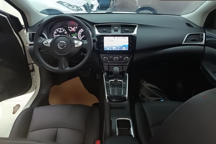 Used Nissan Sylphy 2022 Classic 1.6XL CVT Luxury Edition Center Console