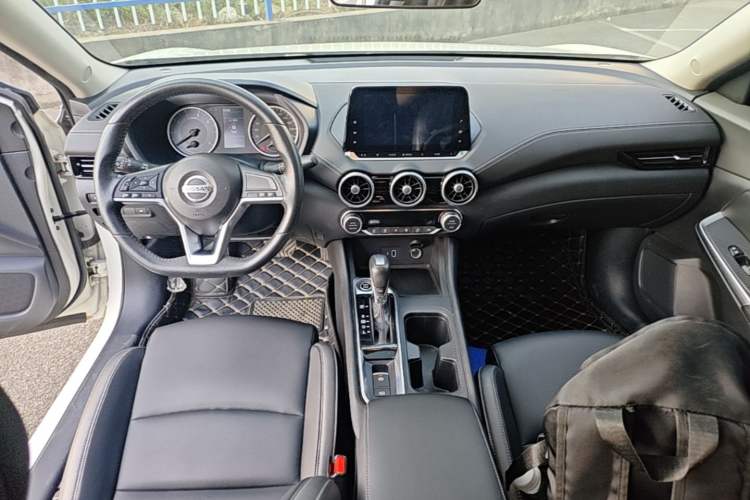 Used Nissan Sylphy 2022 1.6L XL CVT Enjoyment Edition Center Console