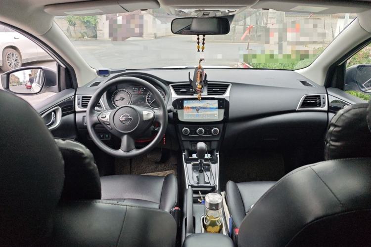 Used Nissan Sylphy 2022 Classic 1.6XL CVT Luxury Edition Center Console