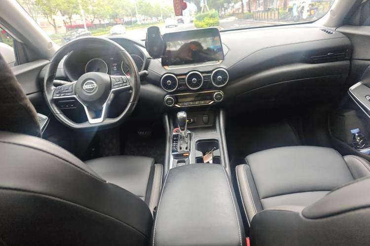Used Nissan Sylphy 2022 1.6L XL CVT Smart Enjoyment Version Center Console