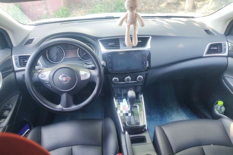 Used Nissan Sylphy 2022 Classic 1.6XL CVT Luxury Edition Center Console