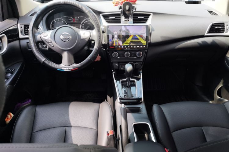 Used Nissan Sylphy 2022 Classic 1.6XL CVT Luxury Edition Center Console