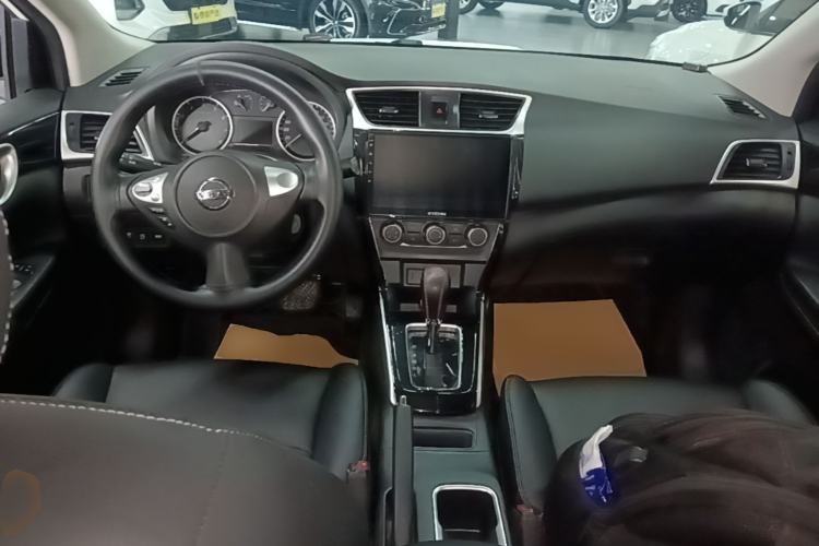 Used Nissan Sylphy 2022 Revised Version Classic 1.6XL CVT Luxury Edition Center Console
