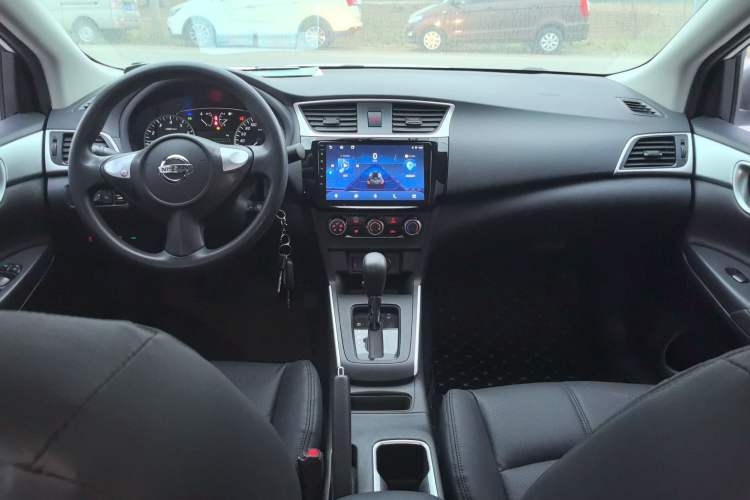 Used Nissan Sylphy 2022 Classic 1.6XE CVT Comfort Edition Center Console