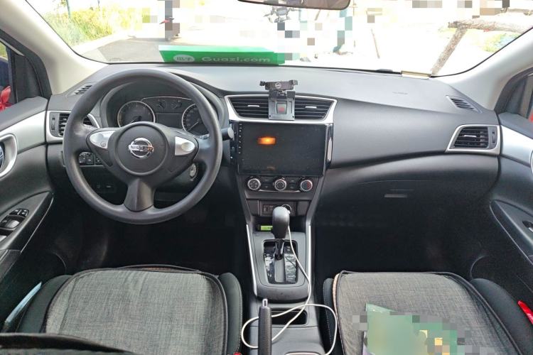 Used Nissan Sylphy 2022 Classic 1.6XE CVT Comfort Edition Center Console