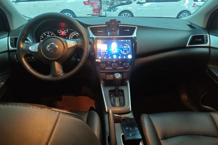 Used Nissan Sylphy 2022 Classic 1.6XE CVT Comfort Edition Center Console