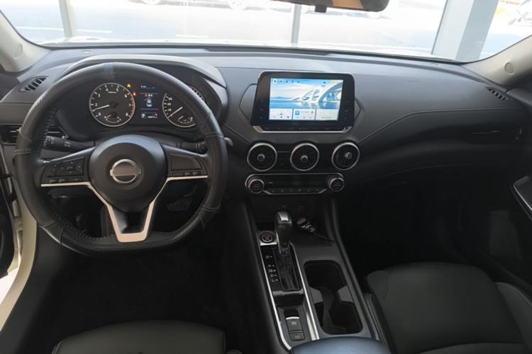 Used Nissan Sylphy 2022 1.6L XL CVT Enjoyment Edition Center Console