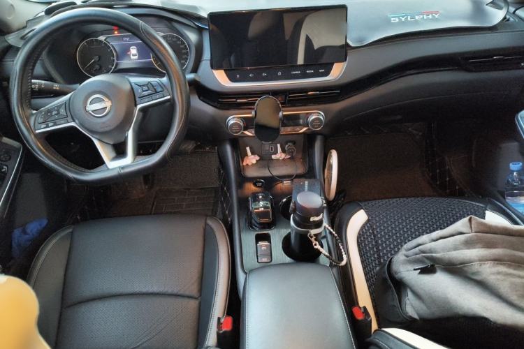Used Nissan Sylphy 2022 e-POWER MAX with Advanced Electric Drive Autopilot Center Console