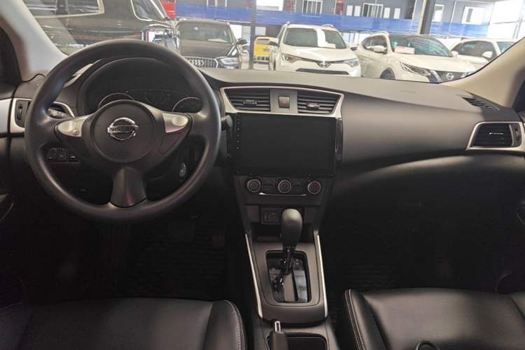 Used Nissan Sylphy 2022 Classic 1.6XE CVT Comfort Edition Center Console
