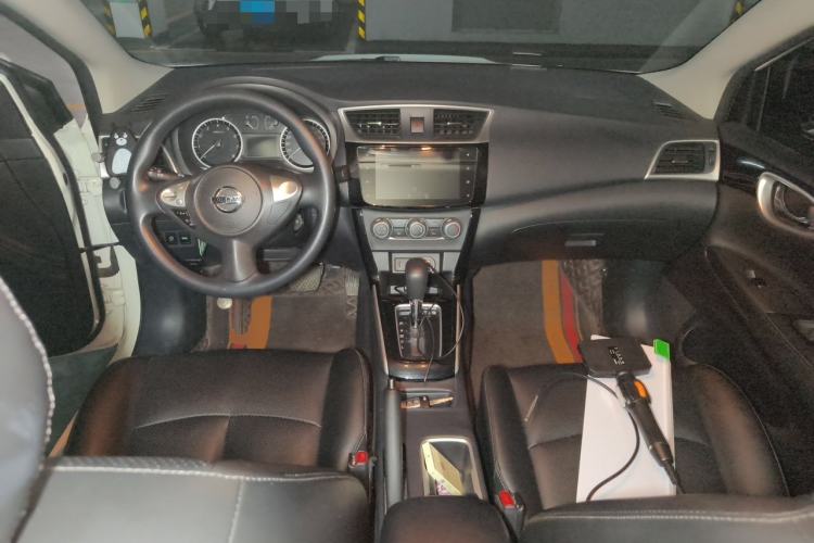 Used Nissan Sylphy 2022 Classic 1.6XL CVT Luxury Edition Center Console