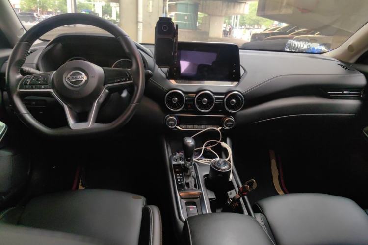Used Nissan Sylphy 2022 Classic 1.6XE CVT Comfort Edition Center Console