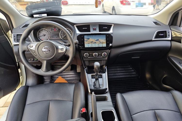 Used Nissan Sylphy 2022 Classic 1.6XL CVT Luxury Edition Center Console