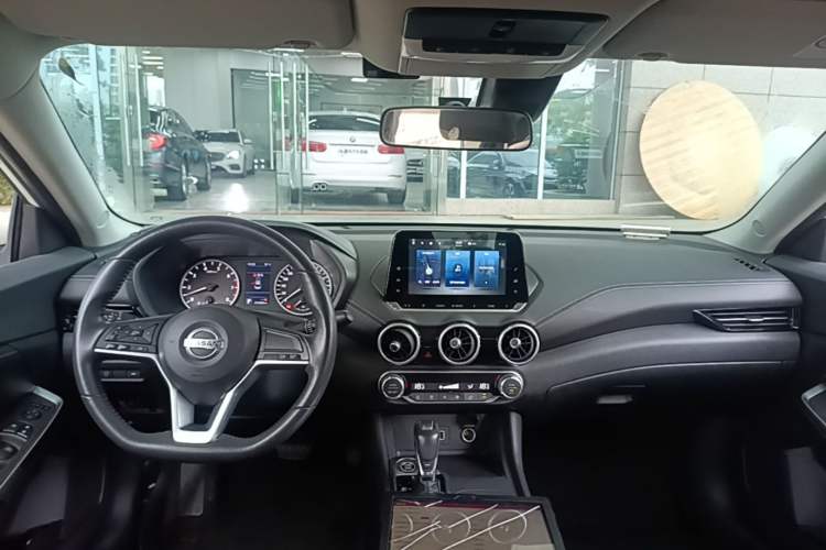 Used Nissan Sylphy 2022 1.6L XL CVT Enjoyment Edition Center Console