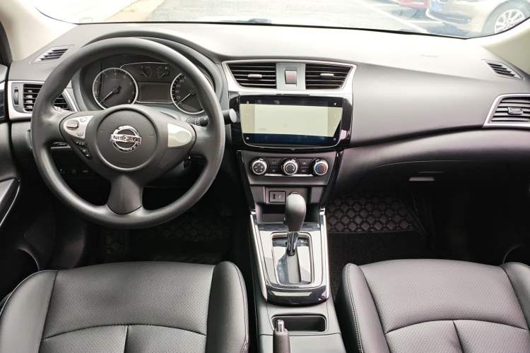 Used Nissan Sylphy 2022 Classic 1.6XL CVT Luxury Edition Center Console