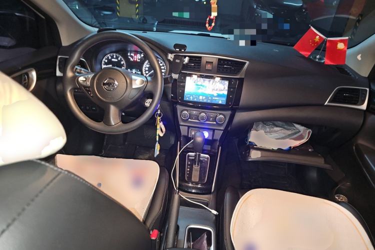 Used Nissan Sylphy 2022 Revised Version Classic 1.6XL CVT Luxury Edition Center Console