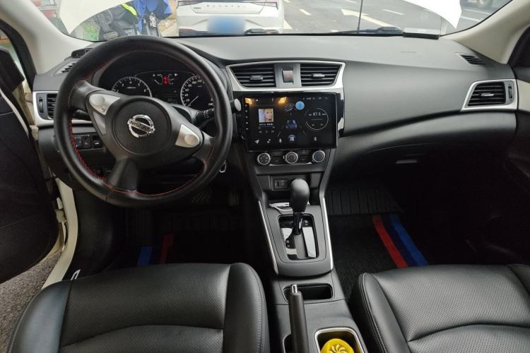 Used Nissan Sylphy 2022 Classic 1.6XE CVT Comfort Edition Center Console