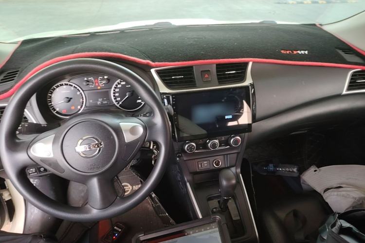 Used Nissan Sylphy 2022 Classic 1.6XE CVT Comfort Edition Center Console