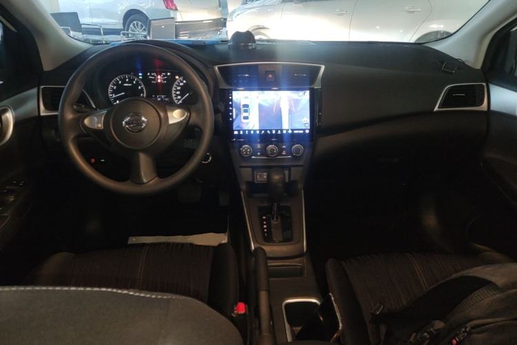 Used Nissan Sylphy 2022 Classic 1.6XE CVT Comfort Edition Center Console