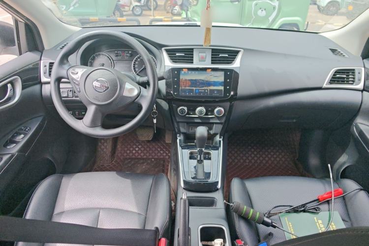 Used Nissan Sylphy 2022 Revised Version Classic 1.6XL CVT Luxury Edition Center Console